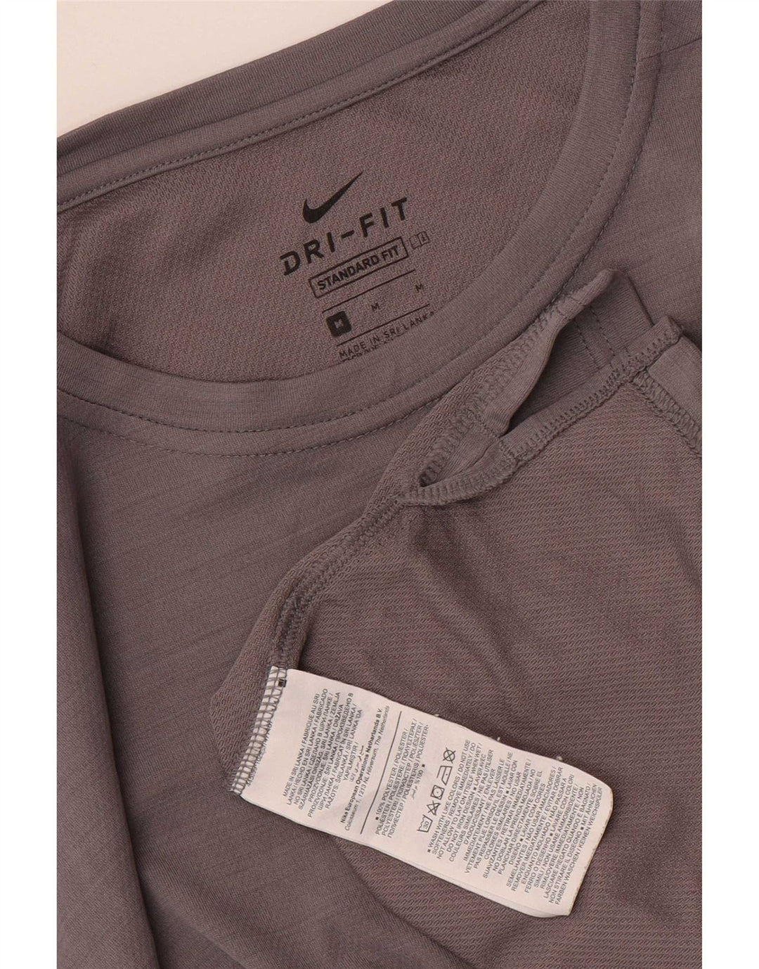 Camiseta Nike Masculina Dri Fit Standard Fit Top Cinza Médio Poliéster