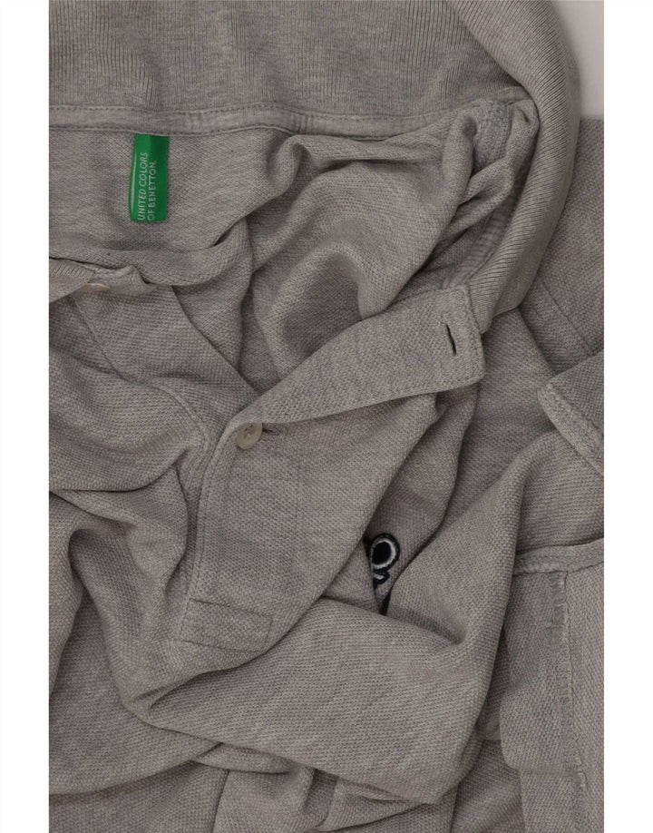 Camisa polo masculina Benetton cinza médio manchado