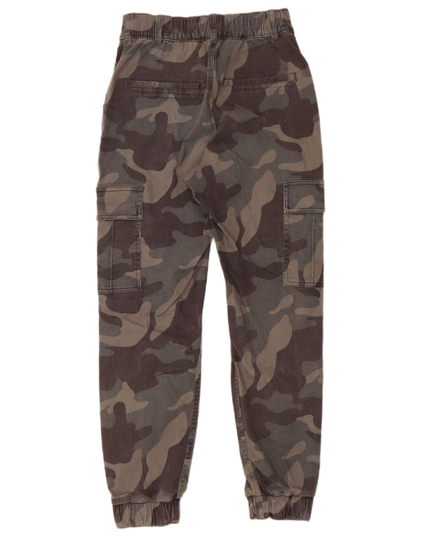 Calça cargo feminina Hollister de cintura alta W26 L27 camuflada cinza