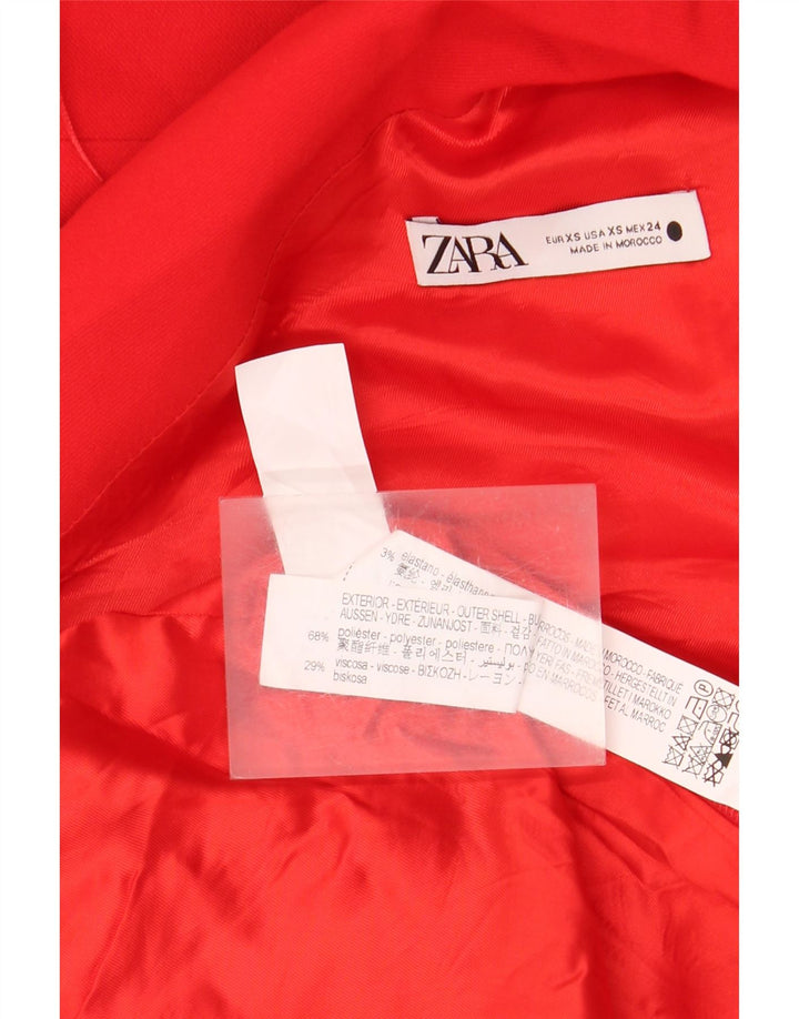 Vestido feminino Zara de manga comprida oversized com um ombro Reino Unido 6 XS poliéster vermelho