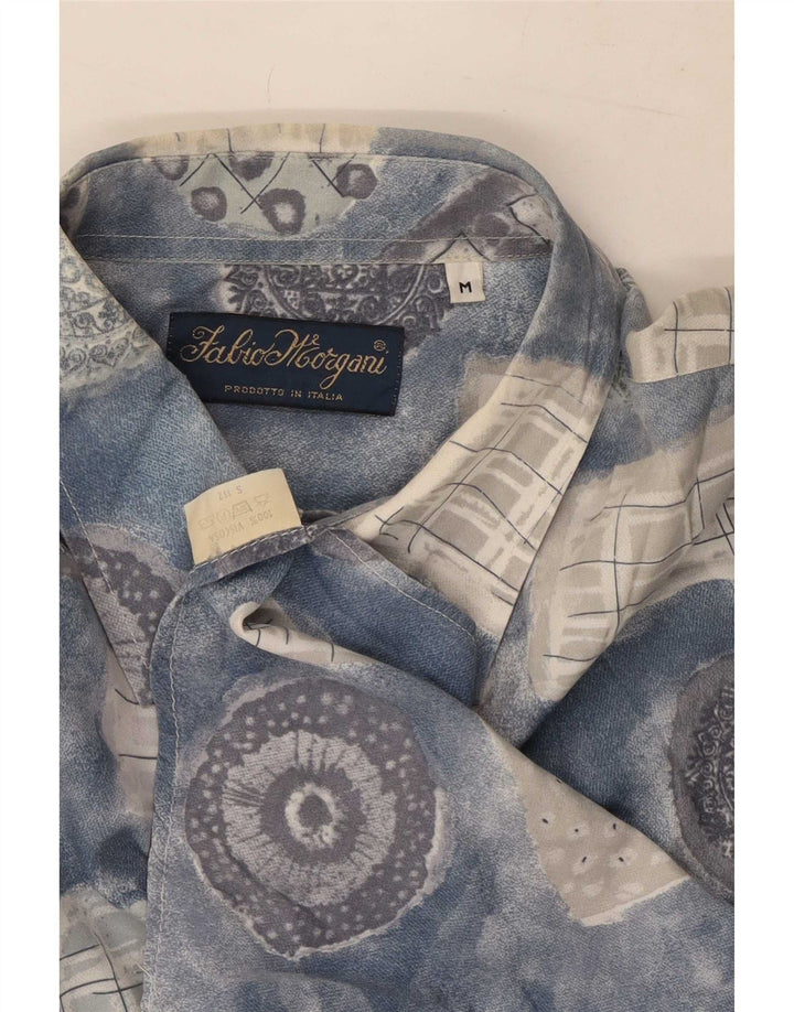Camisa masculina Fabio Morgani com padrão abstrato viscose azul médio