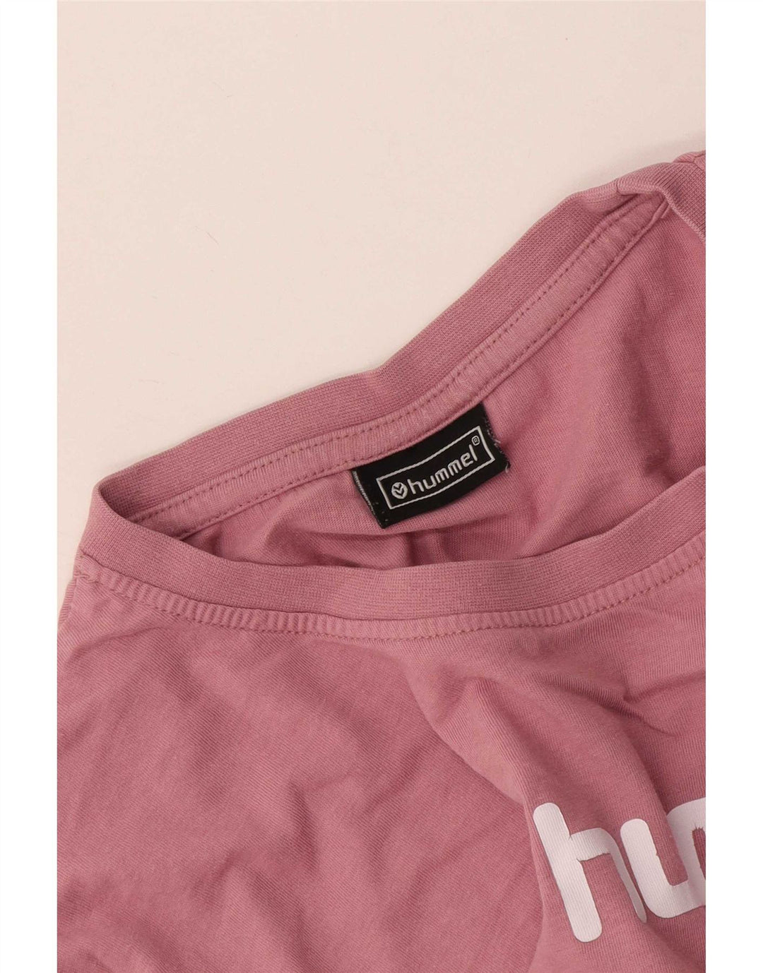 Camiseta masculina Hummel com estampa gráfica grande rosa