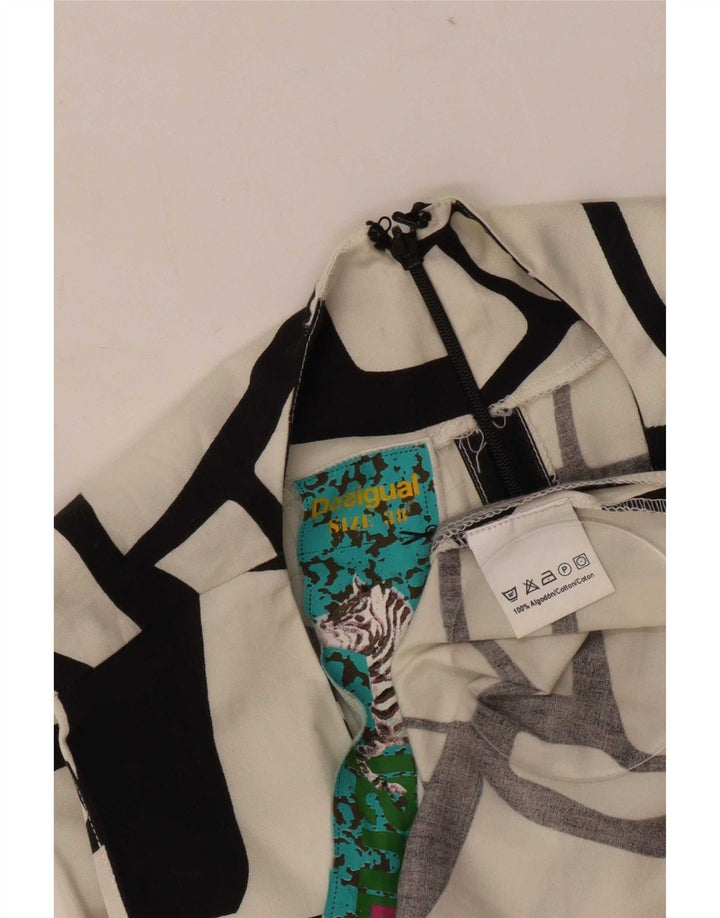 Vestido feminino Desigual com estampa abstrata sem mangas evasê UE 38 médio branco