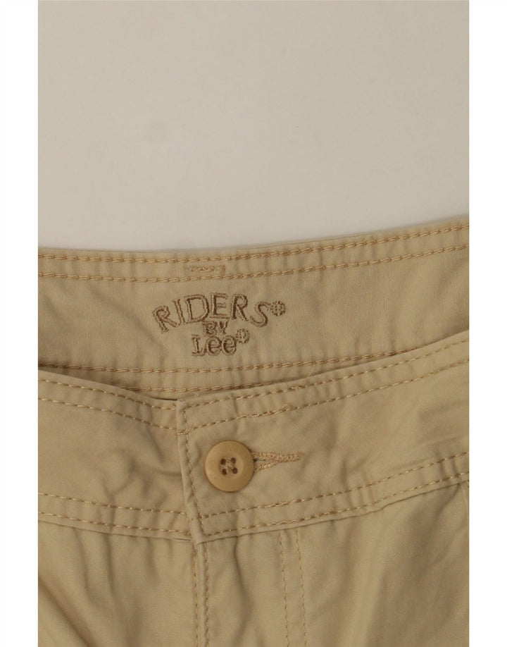 LEE Womens Riders Cargo Bermuda Shorts US 16 2XL W36 Beige Cotton Vintage Lee and Second-Hand Lee from Messina Hembry 