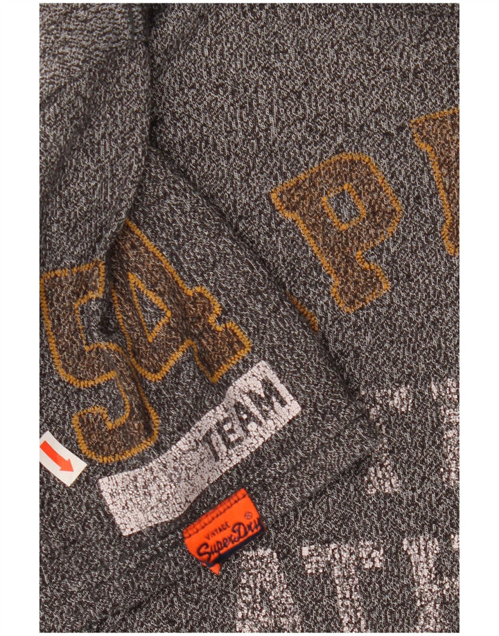 Camiseta masculina SUPERDRY com estampa gráfica grande algodão manchado cinza