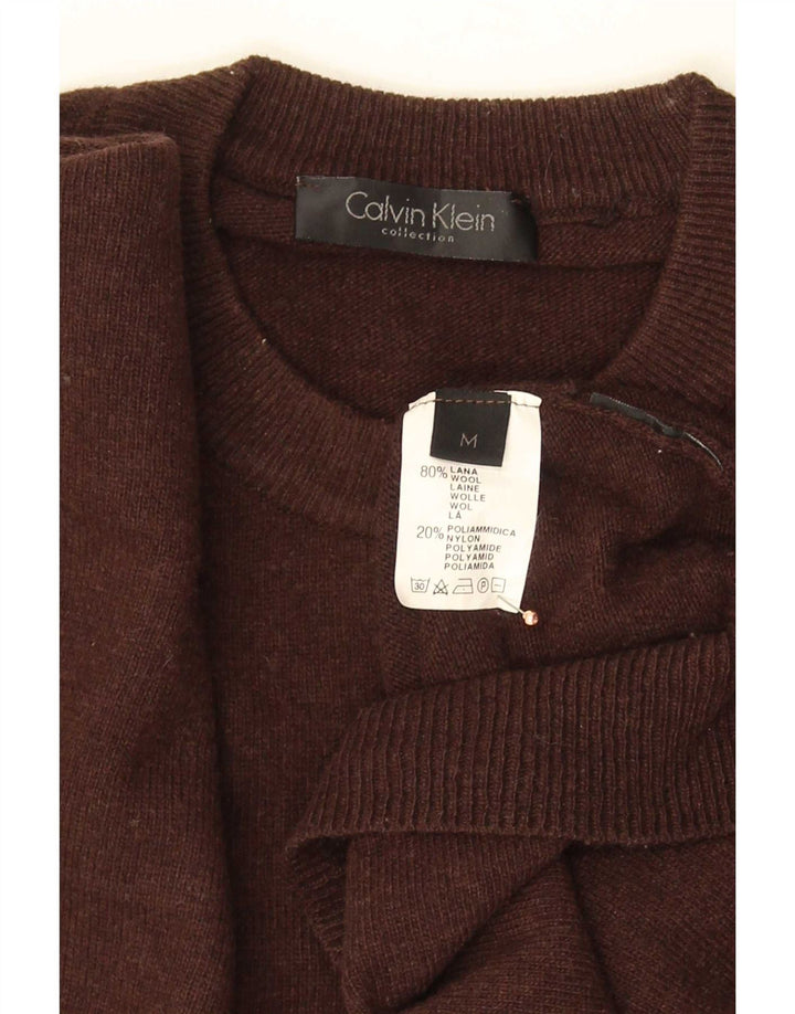 Suéter masculino Calvin Klein com gola redonda e lã marrom médio