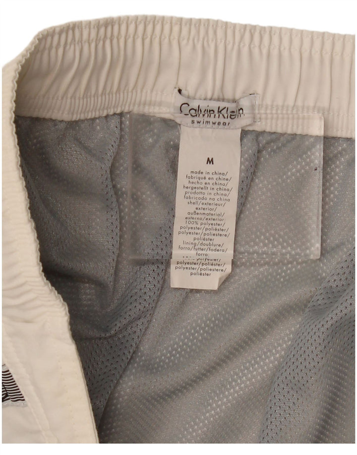 Shorts de natação masculino Calvin Klein gráfico médio branco poliéster