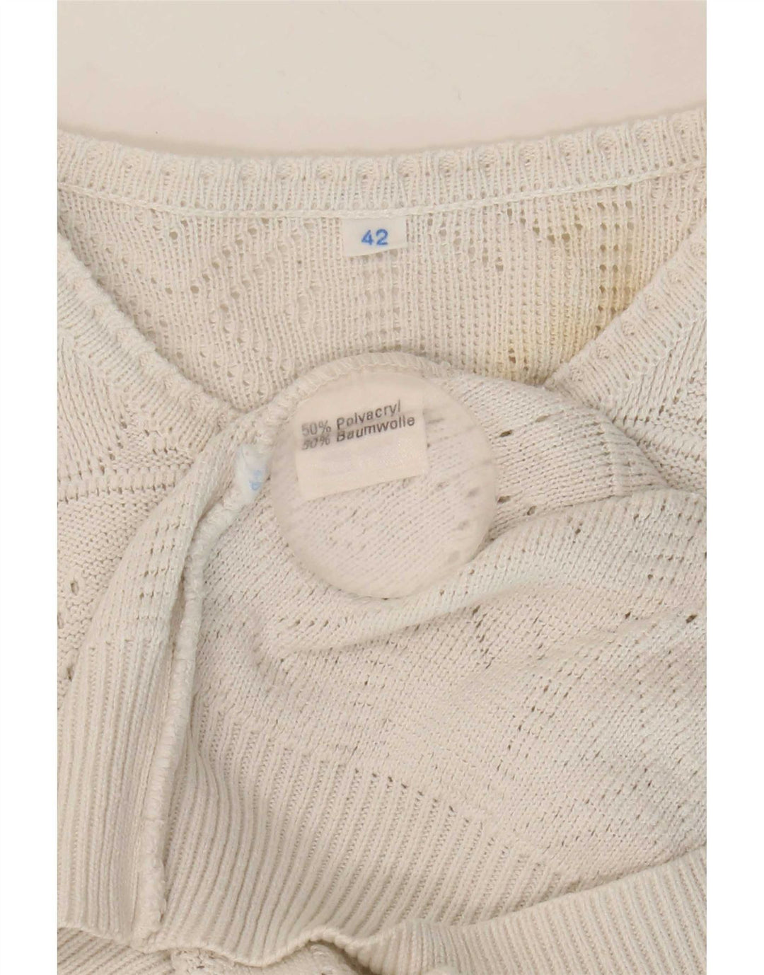 Suéter feminino vintage com decote em botão IT 42 acrílico branco médio