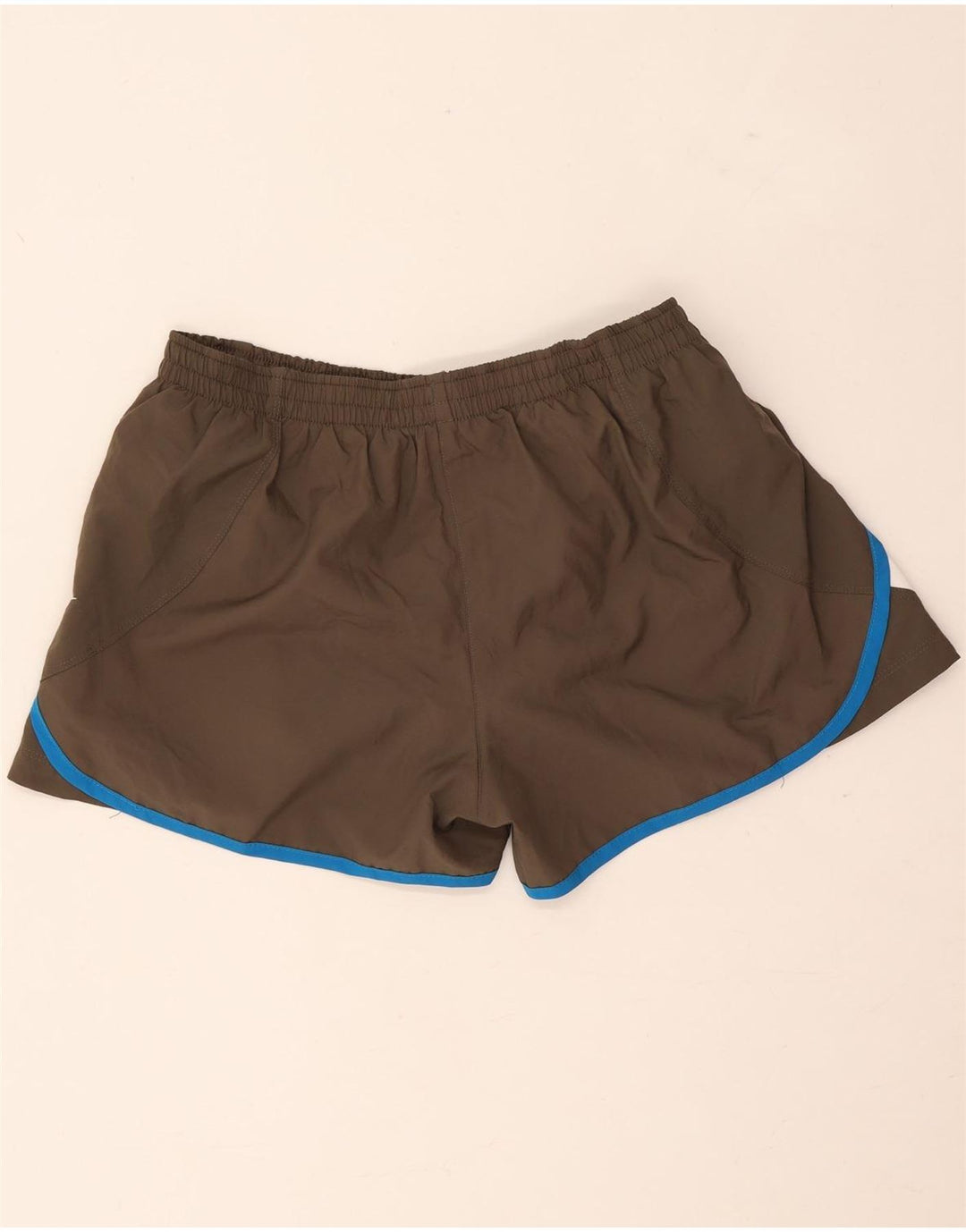 Shorts esportivos masculinos Nike grandes em poliéster colorblock marrom