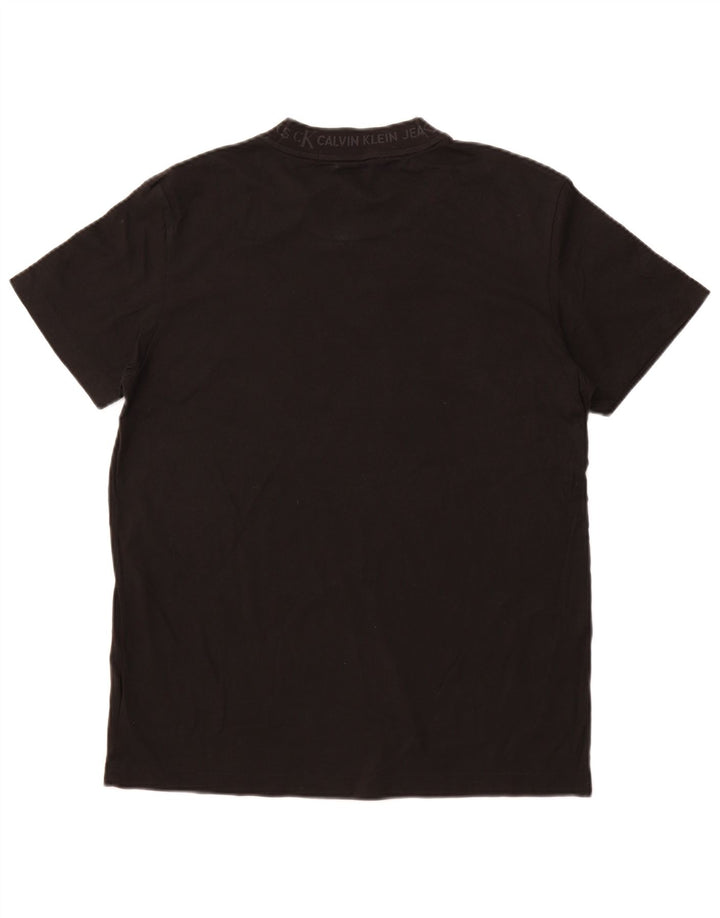 Camiseta masculina CALVIN KLEIN JEANS com estampa gráfica grande preta