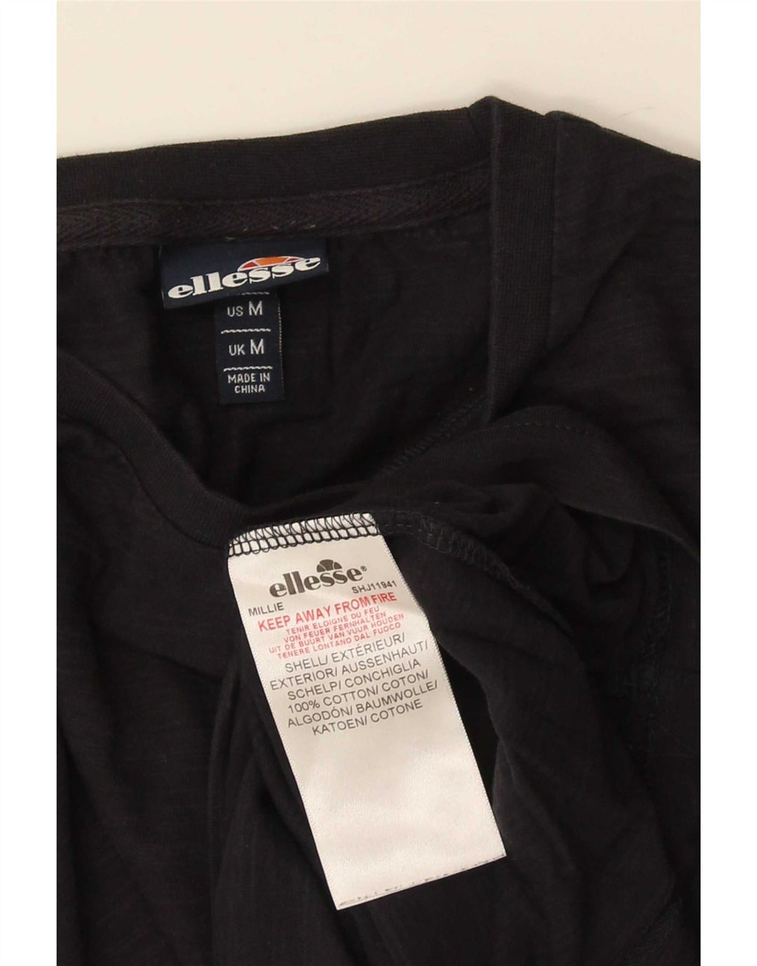 Ellesse Camiseta masculina gráfica Top médio algodão preto