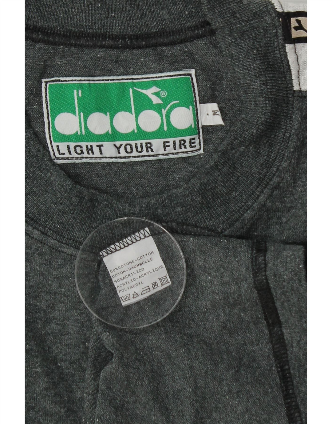 Suéter masculino Diadora com gola redonda e gola redonda cinza médio