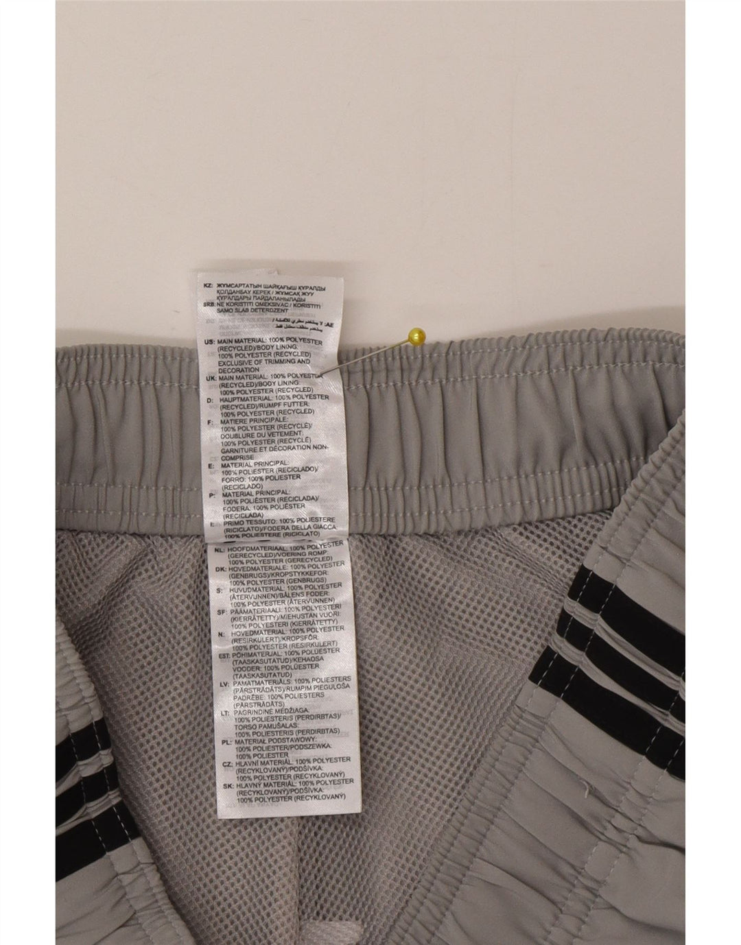 Shorts esportivos masculinos Adidas pequeno poliéster cinza