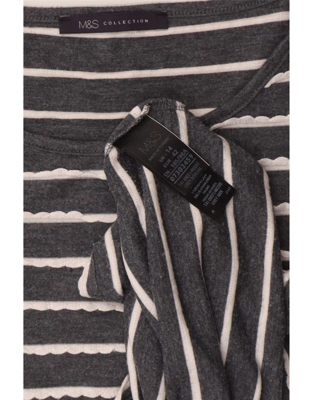 Top feminino Marks & Spencer manga 3/4 Reino Unido 14 viscose listrada cinza grande