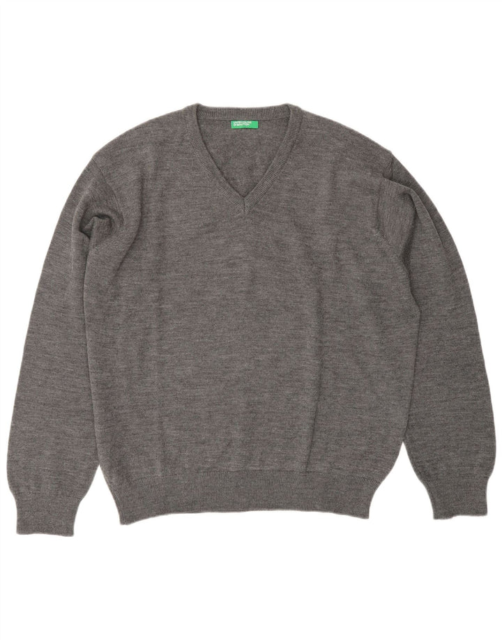 Suéter masculino BENETTON com decote em V grande cinza