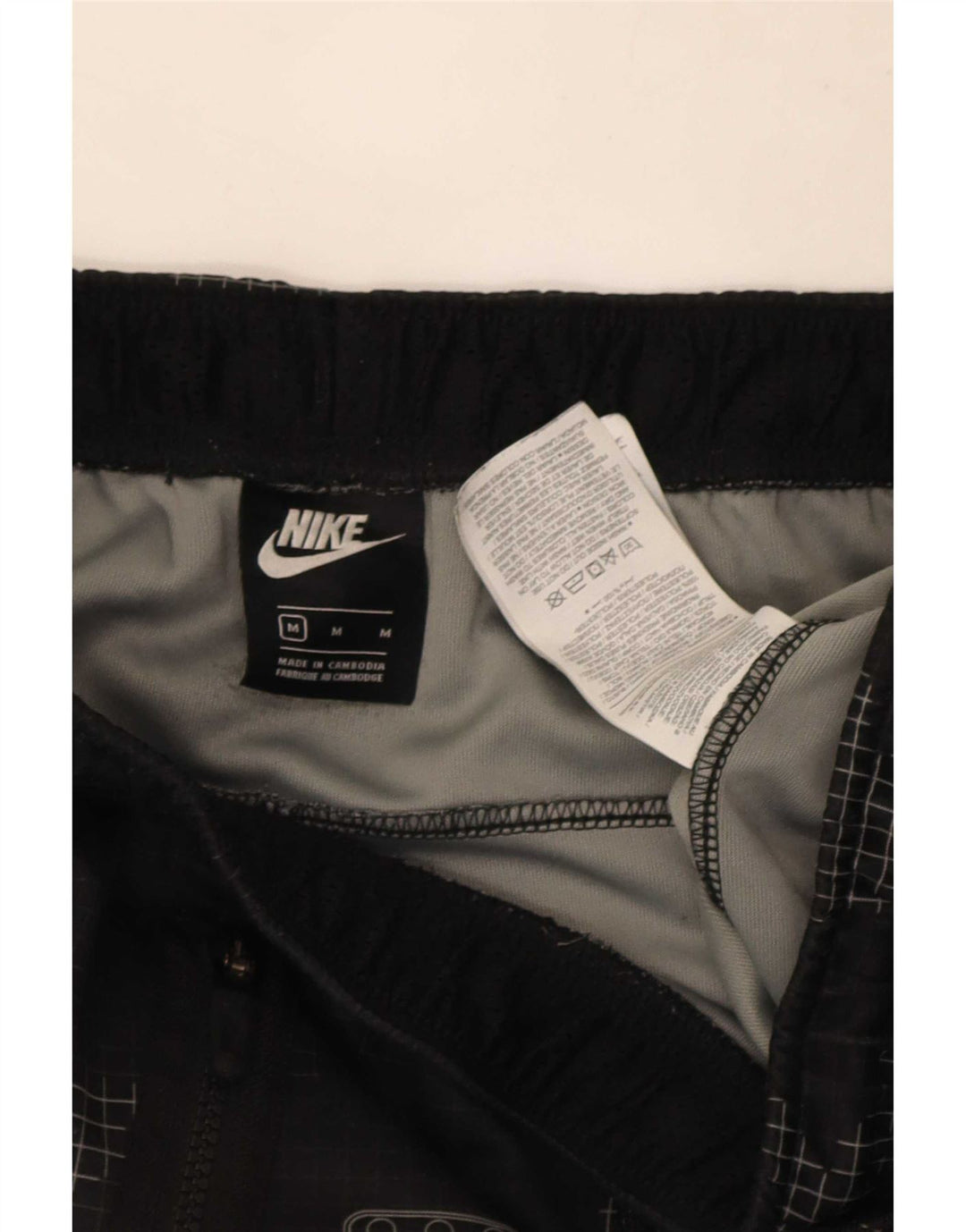 Shorts esportivos masculinos Nike médio preto camuflado poliéster