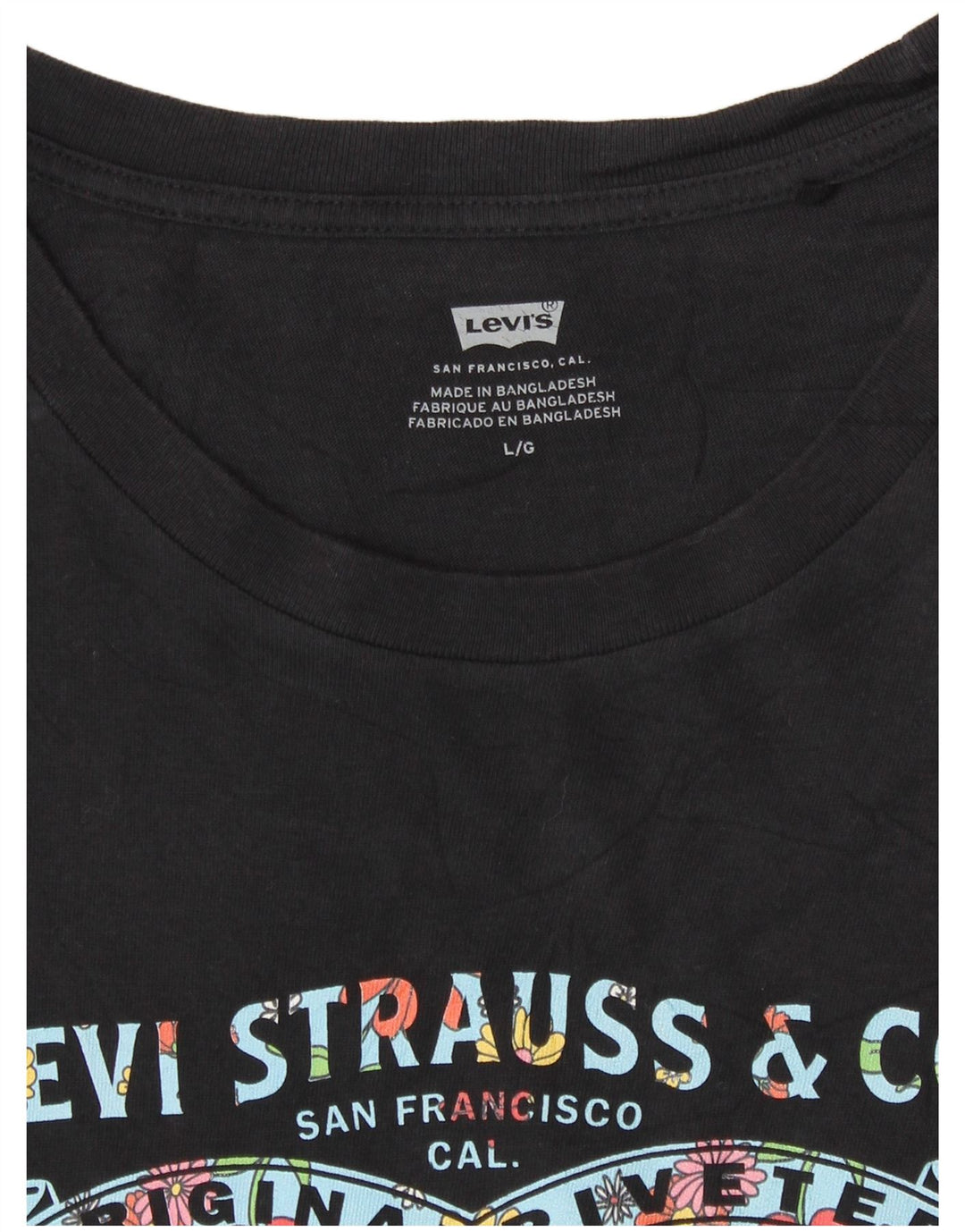 Camiseta feminina gráfica Levi's UK 16 grande preta