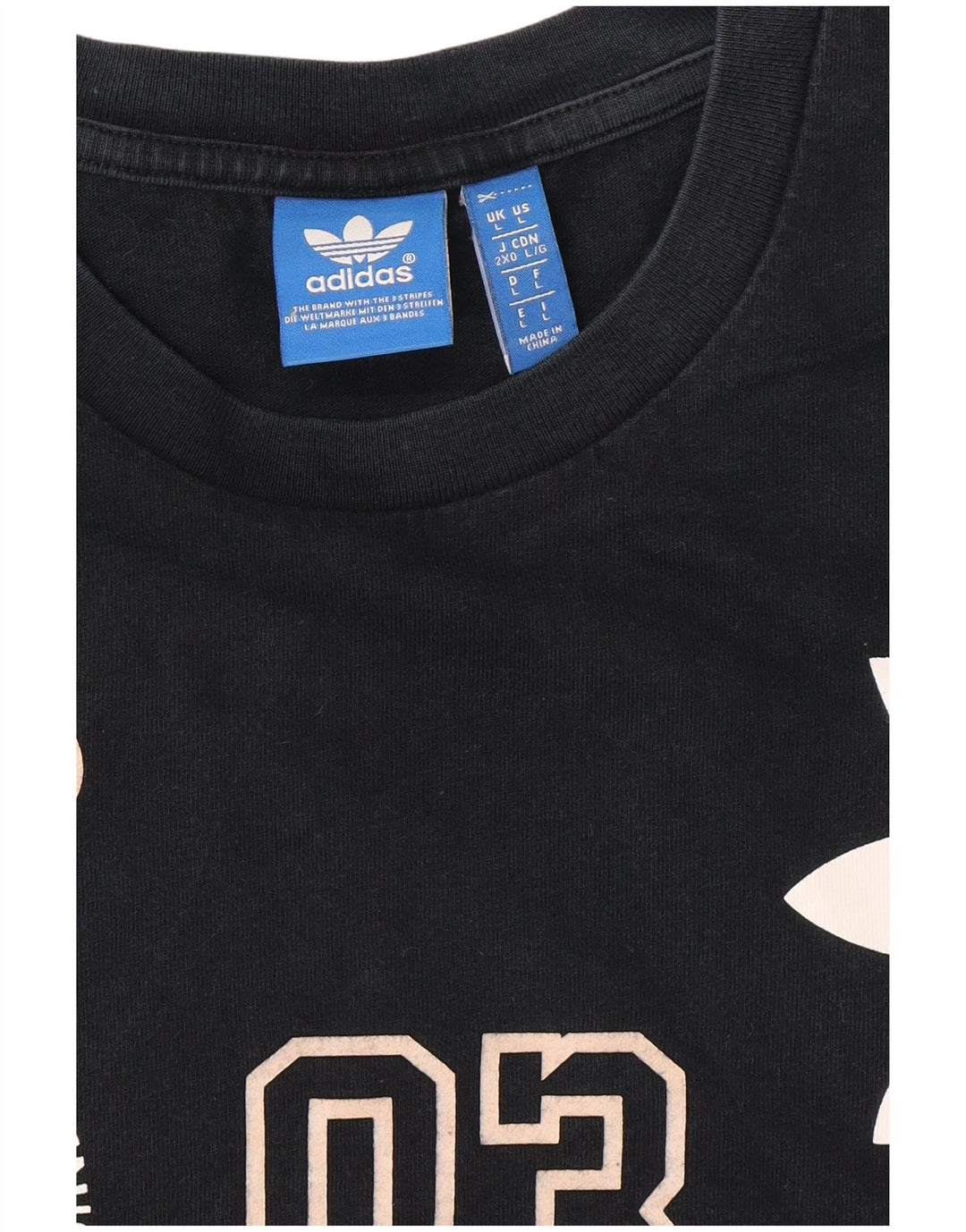 Camiseta masculina ADIDAS com estampa gráfica grande azul marinho