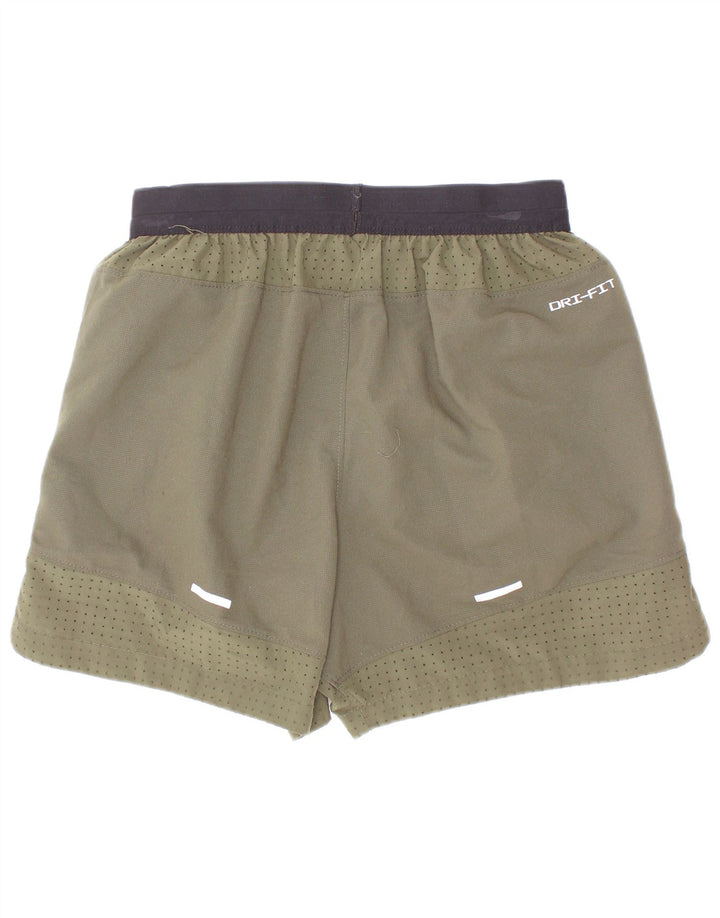Shorts esportivos Nike Boys Dri Fit 8-9 anos pequeno cáqui colorblock poliéster