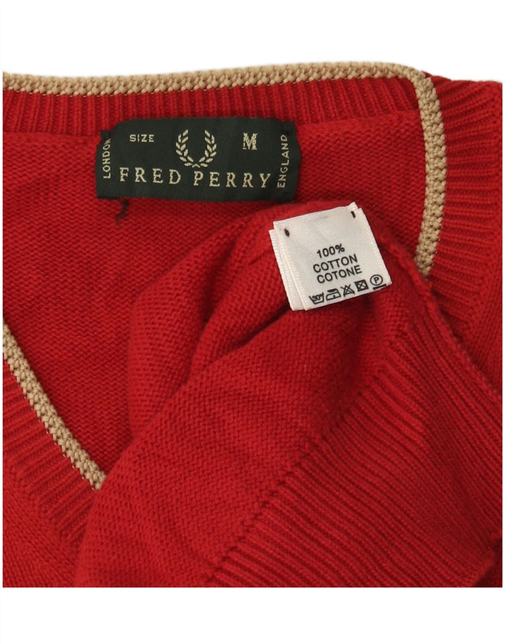 Suéter masculino Fred Perry com decote em V de algodão vermelho médio