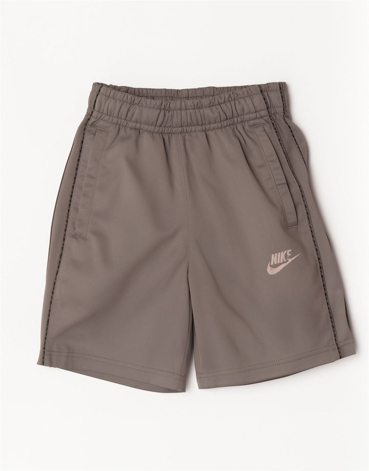 Shorts esportivos Nike Boys 10-11 anos cinza médio esportivo