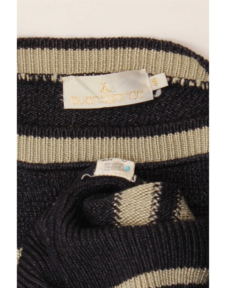 Suéter feminino Avant Garde com gola canoa UE 40 médio azul marinho