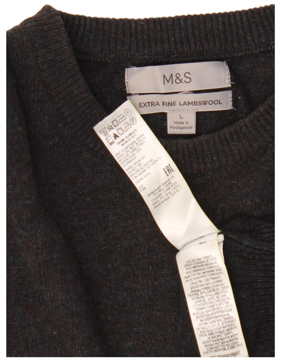 Suéter masculino Marks & Spencer com gola redonda, grande lã preta