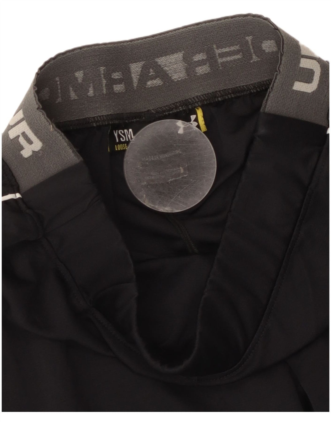 Shorts esportivos gráficos Under Armour Boys 7-8 anos pequeno bloco colorido preto