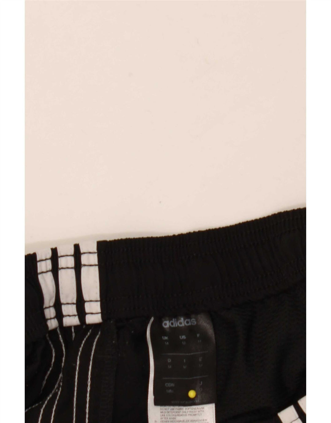 Shorts esportivos masculinos Adidas médio preto poliéster