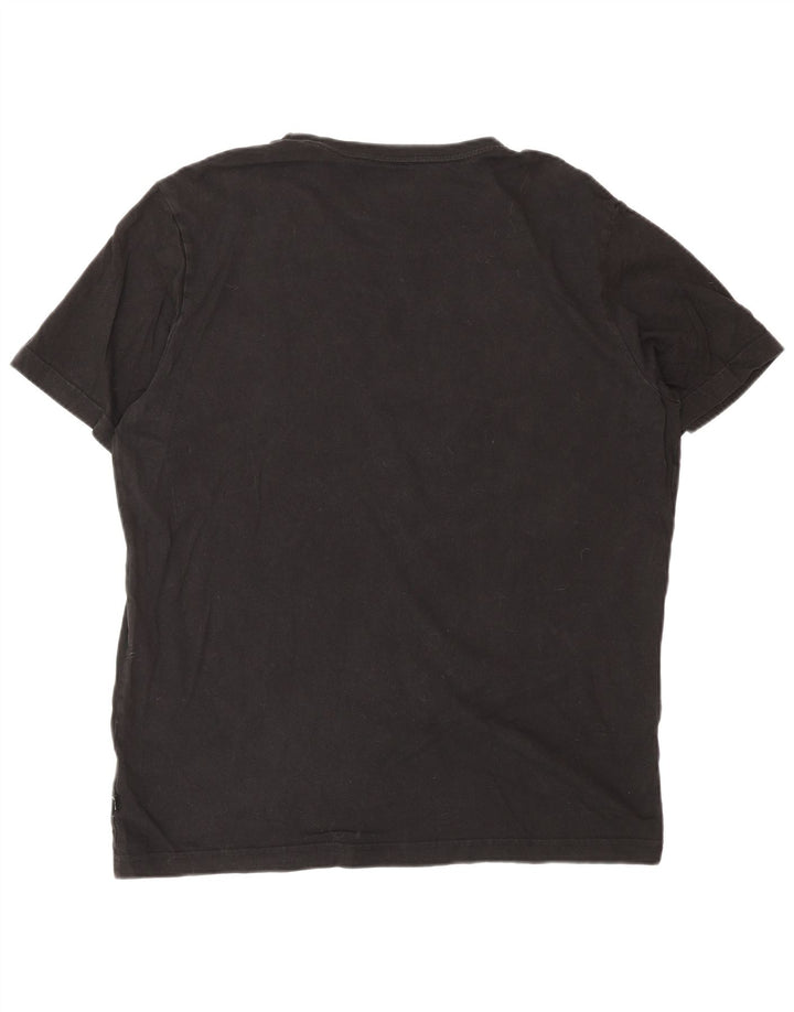 Camiseta masculina PUMA com estampa gráfica grande de algodão preto