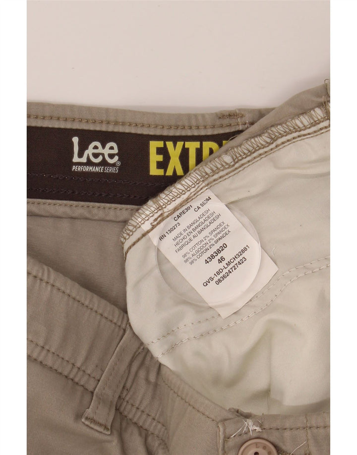 LEE Mens Extreme Comfort Cargo Shorts W46 Large  Brown Cotton Vintage Lee and Second-Hand Lee from Messina Hembry 