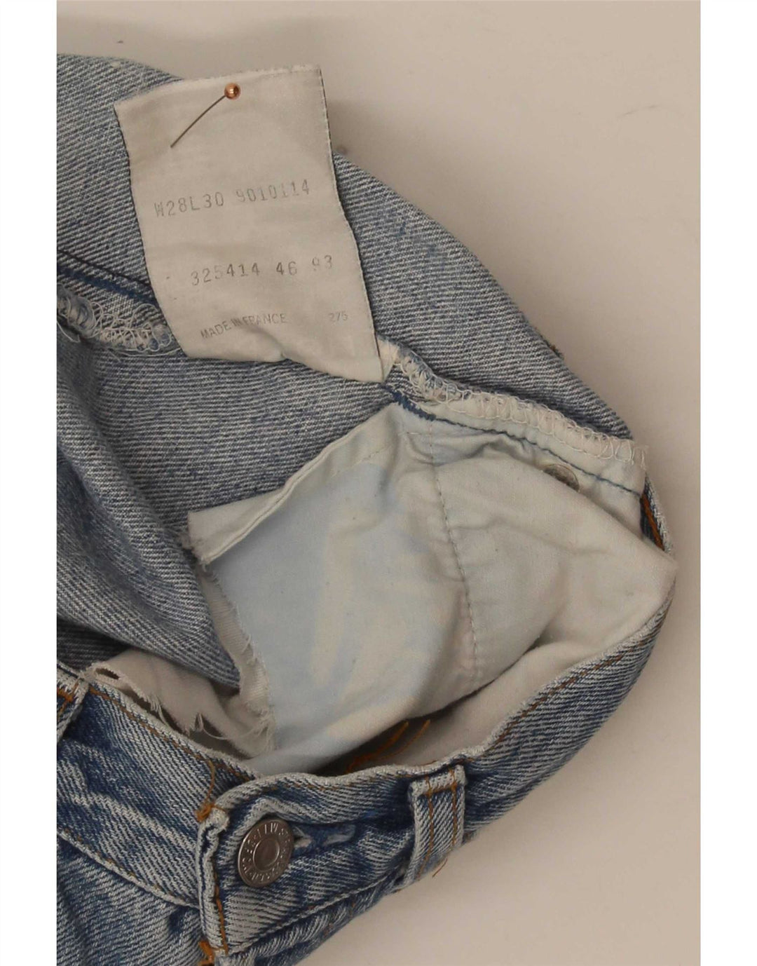 Shorts jeans feminino Levi's desgastado W28 algodão azul médio