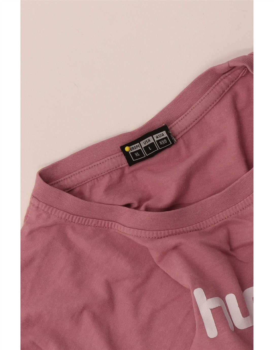 Camiseta masculina Hummel com estampa gráfica grande rosa