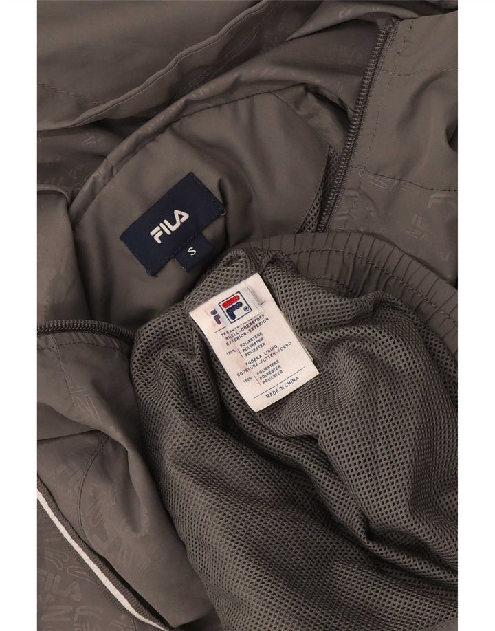 Jaqueta masculina Fila com capuz gráfico com capuz e poliéster cinza pequeno