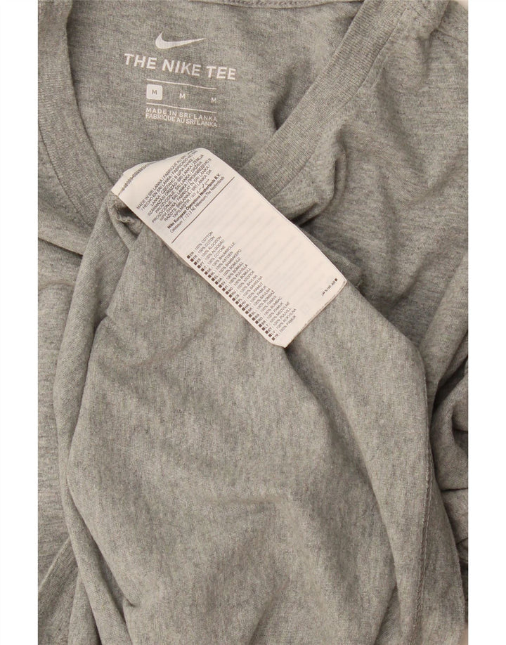 Camiseta masculina Nike The Tee Top cinza médio algodão