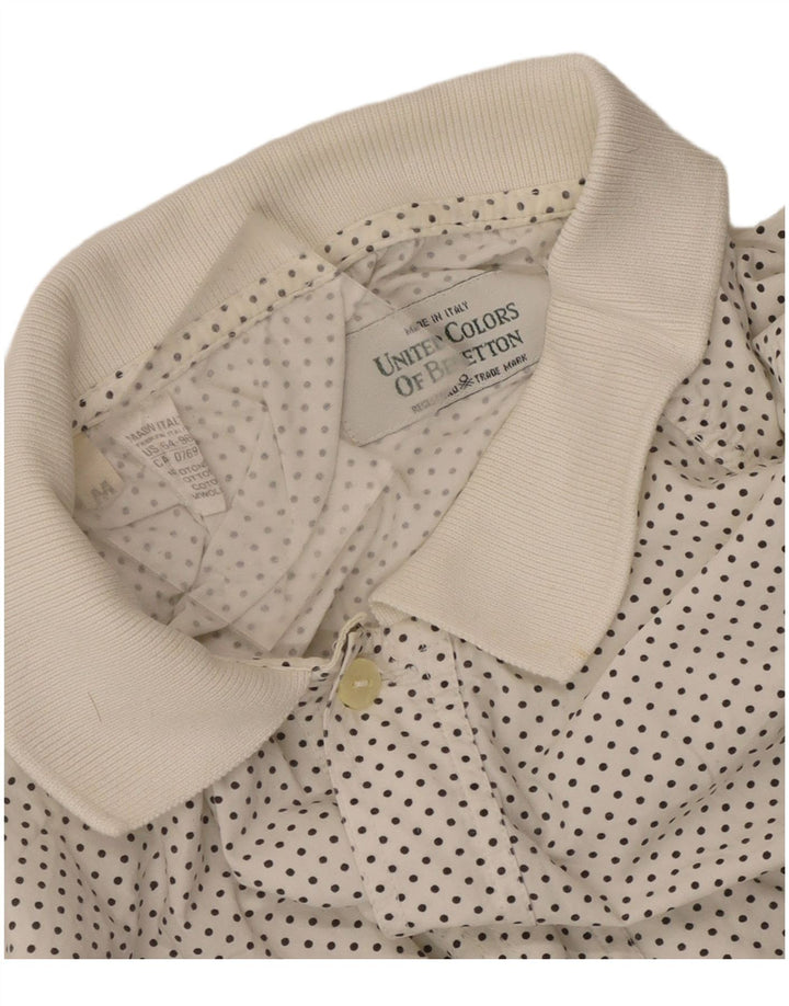 Camisa pulôver masculina de manga curta Benetton de algodão manchado branco médio
