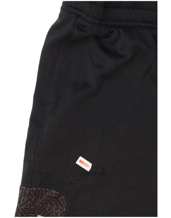 UNDER ARMOUR Boys Sport Shorts 9-10 Anos Médio Preto Poliéster