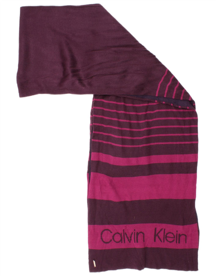 Cachecol feminino retangular gráfico Calvin Klein tamanho único acrílico listrado roxo