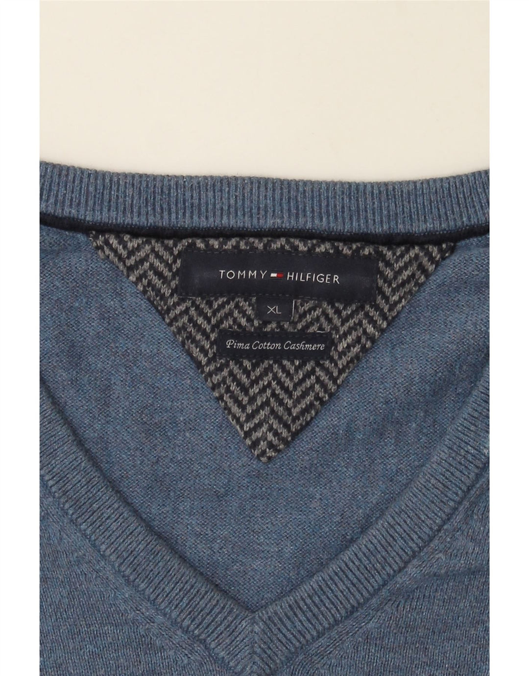 TOMMY HILFIGER Mens V-Neck Jumper Sweater XL Blue Cotton Vintage Tommy Hilfiger and Second-Hand Tommy Hilfiger from Messina Hembry 
