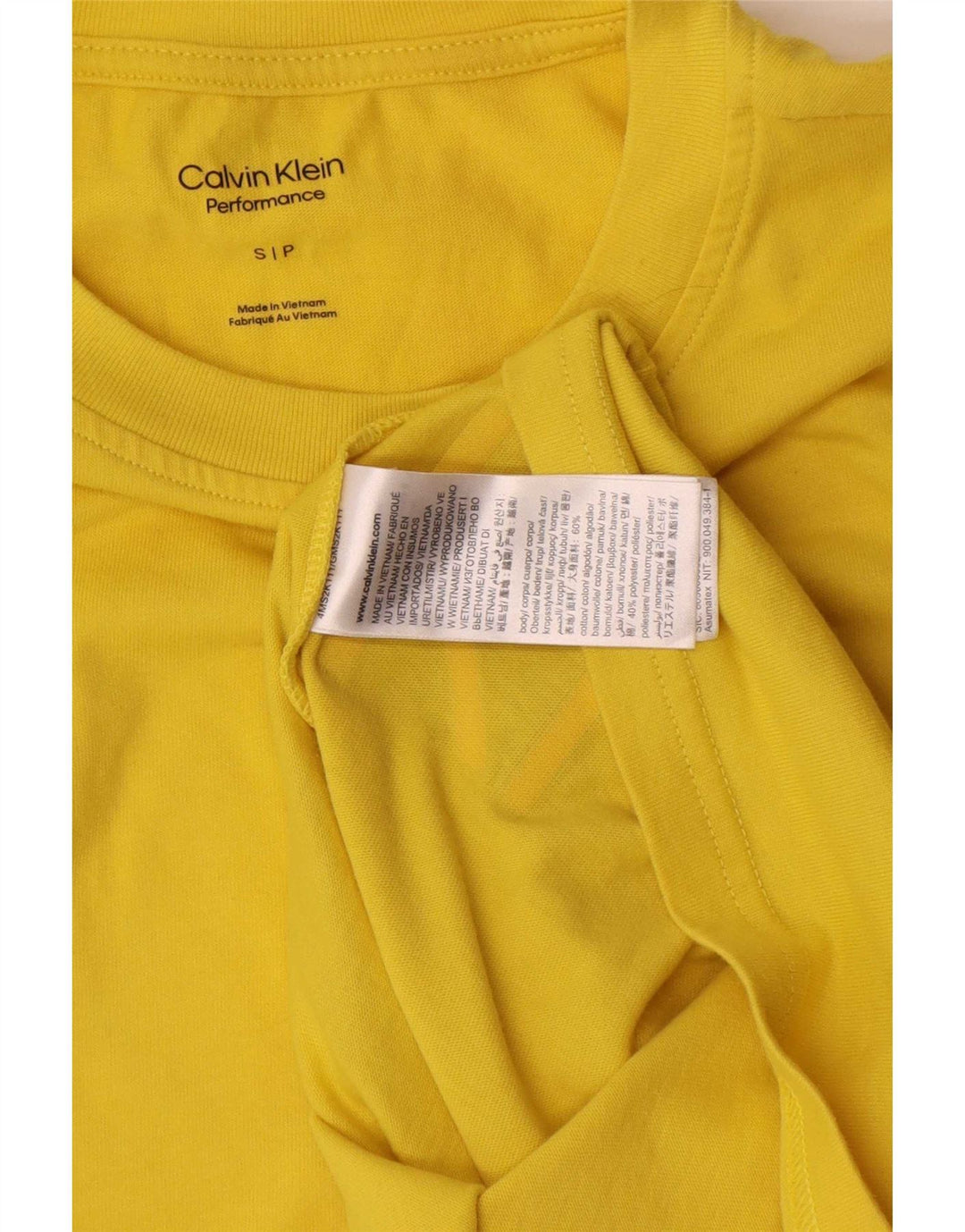 Camiseta masculina Calvin Klein com estampa gráfica pequena de algodão amarelo