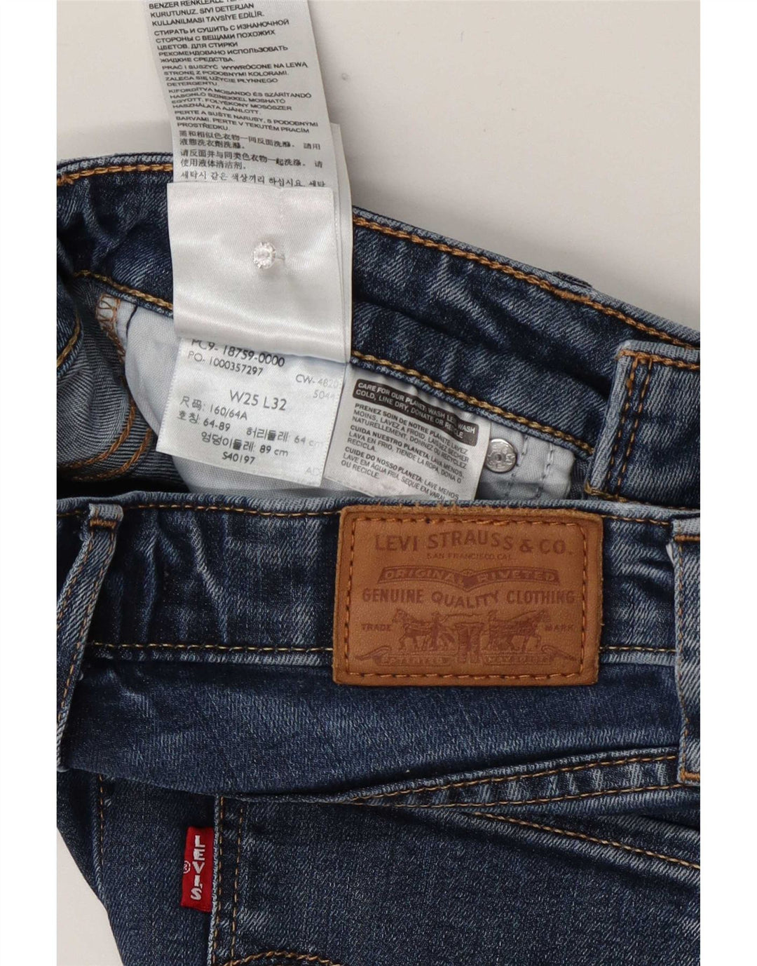Calça jeans feminina Levi's 725 High Rise Bootcut W25 L32 Azul Lyocell