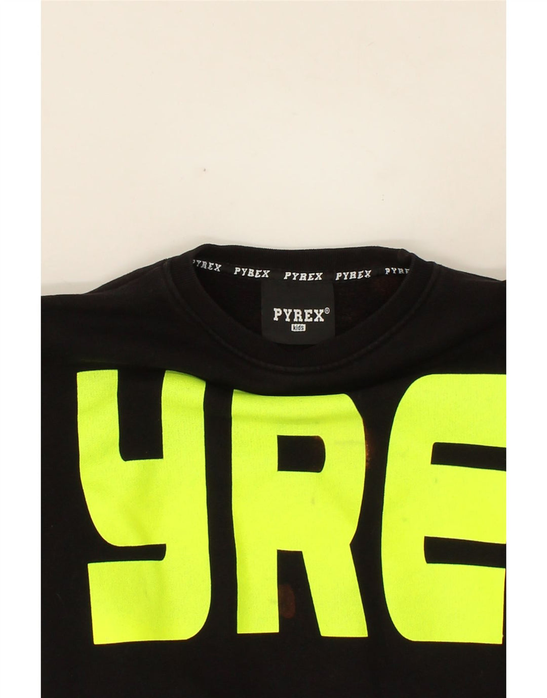 PYREX Boys Graphic Sweatshirt Jumper 10-11 Years Black Colourblock Cotton Vintage Pyrex and Second-Hand Pyrex from Messina Hembry 