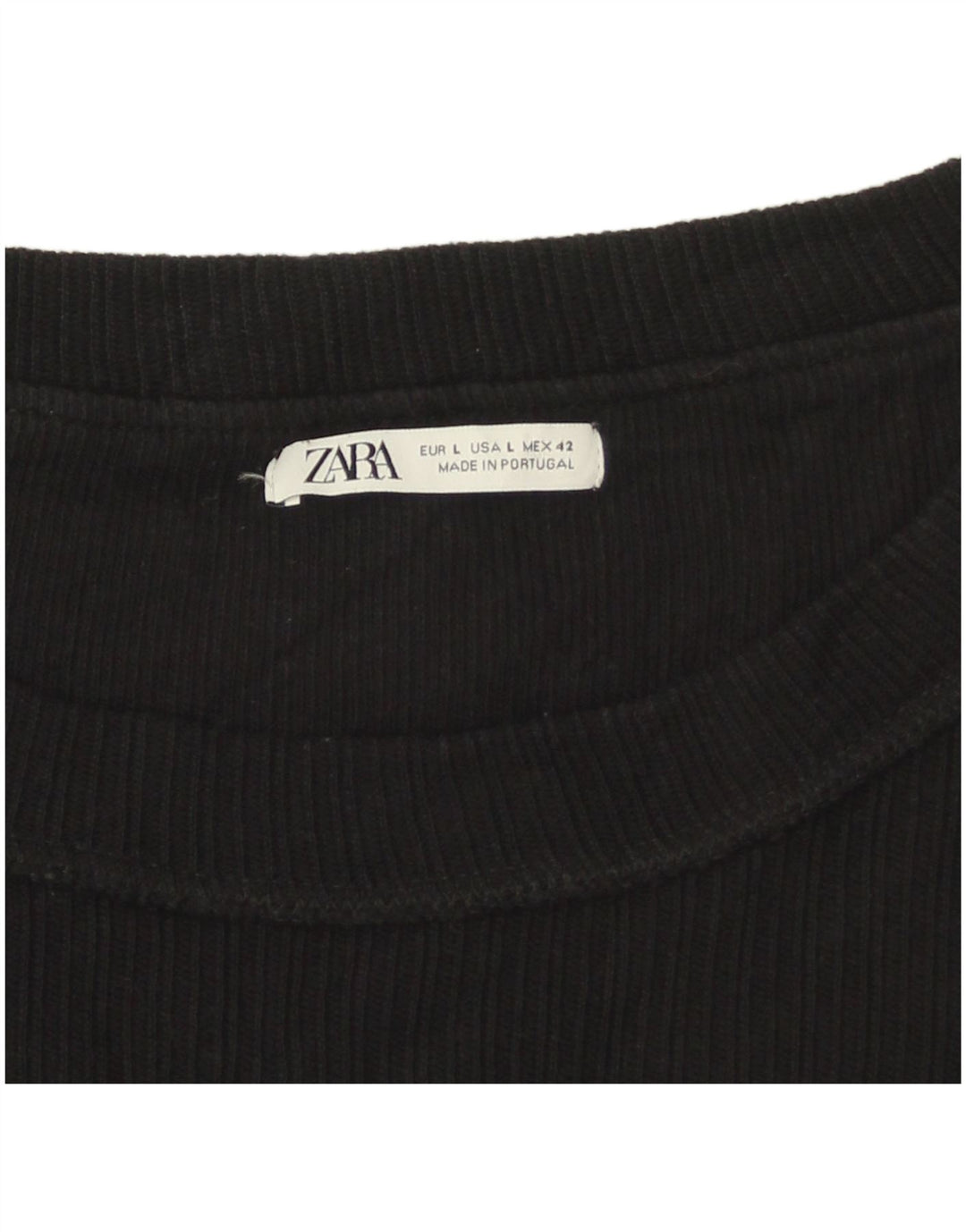 Camiseta masculina Zara com estampa gráfica grande preta