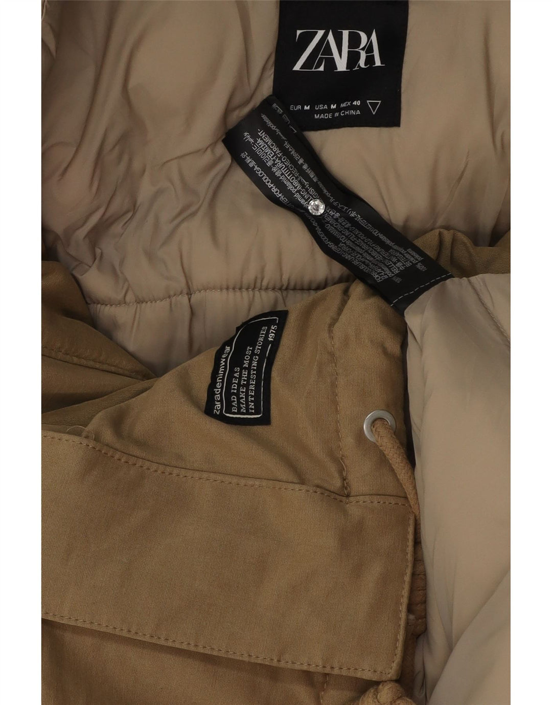 Jaqueta masculina Zara com capuz solto e acolchoado Reino Unido 38 poliéster bege médio