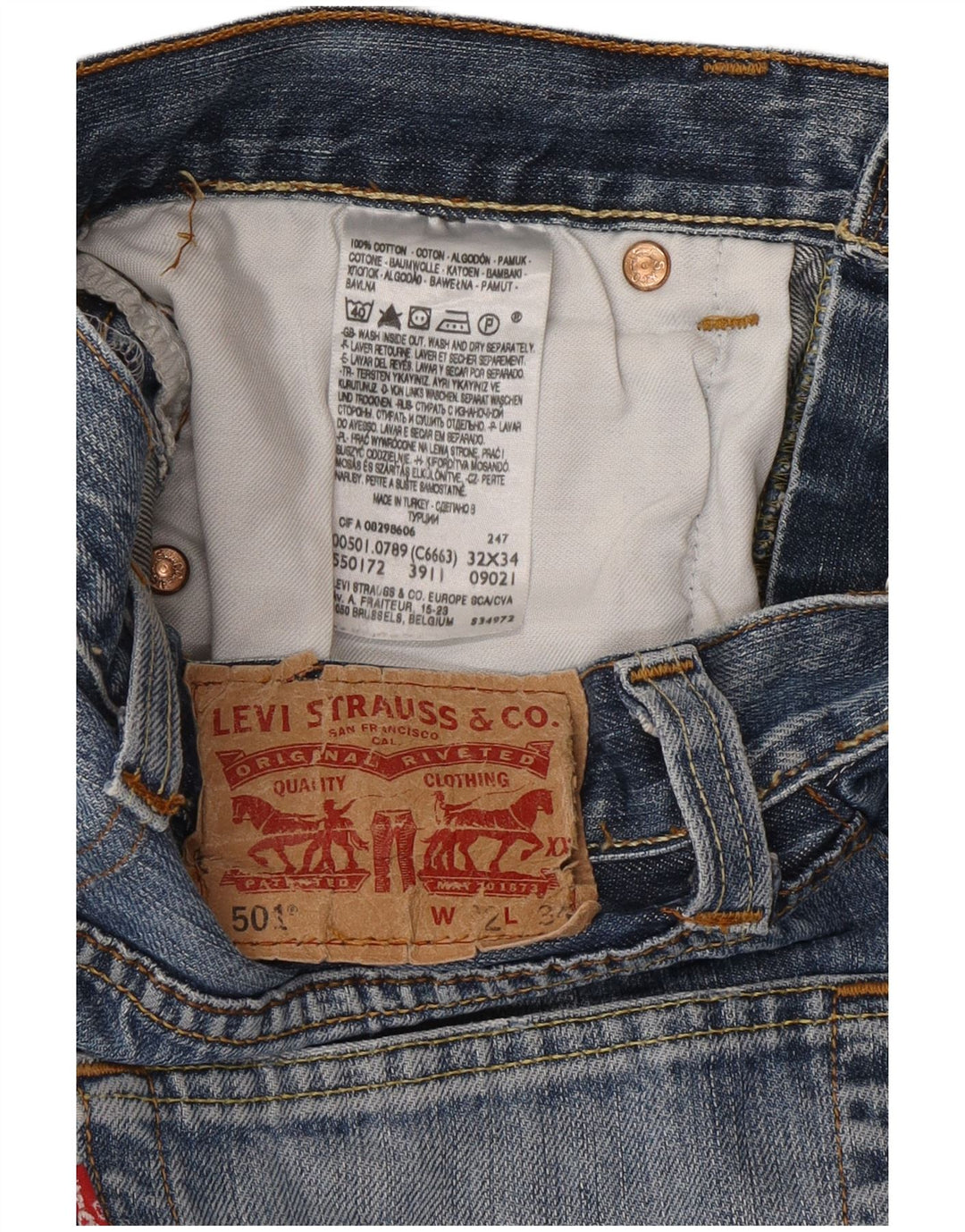 Shorts jeans feminino 501 da Levi's W32 grande algodão azul