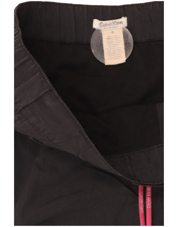 Calções de banho masculinos Calvin Klein Graphic médio preto nylon