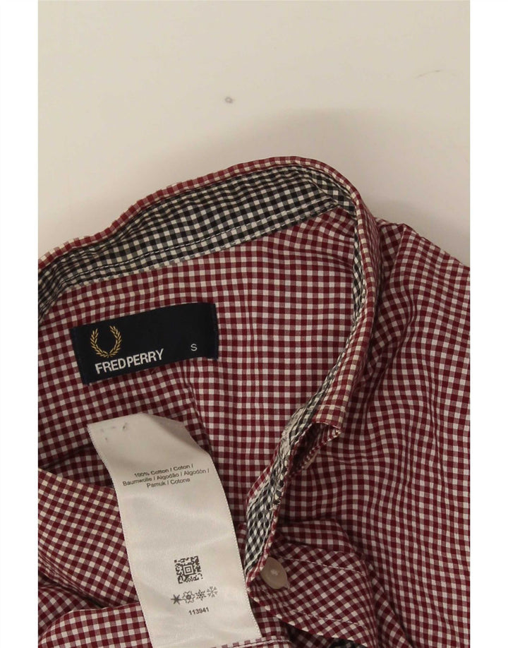 Camisa masculina Fred Perry pequena de algodão gingham cor de vinho