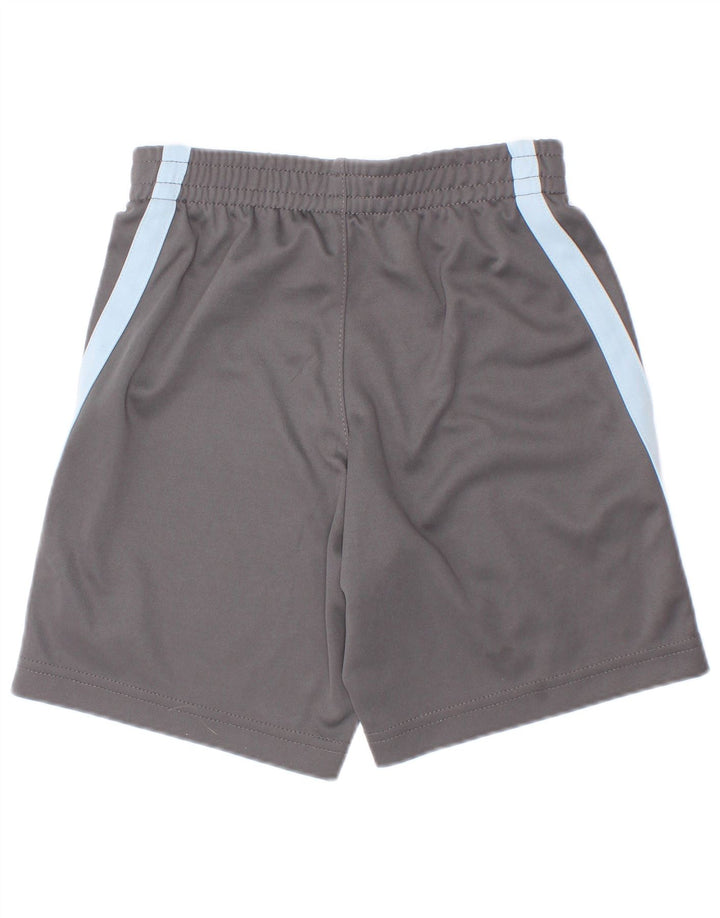 Shorts esportivos Nike Boys 5-6 anos cinza colorblock poliéster