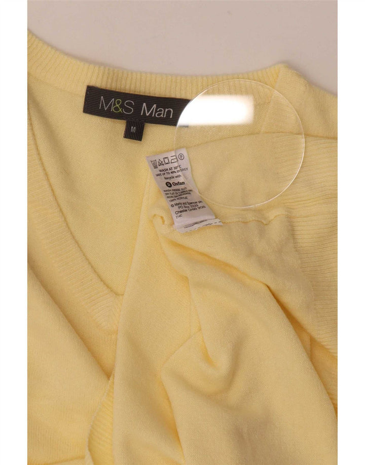Suéter masculino com decote em V da Marks & Spencer Acrílico amarelo médio
