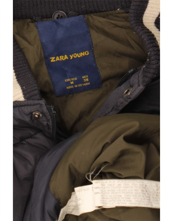 Jaqueta acolchoada gráfica Zara Boys 13-14 anos Azul marinho médio Colourblock